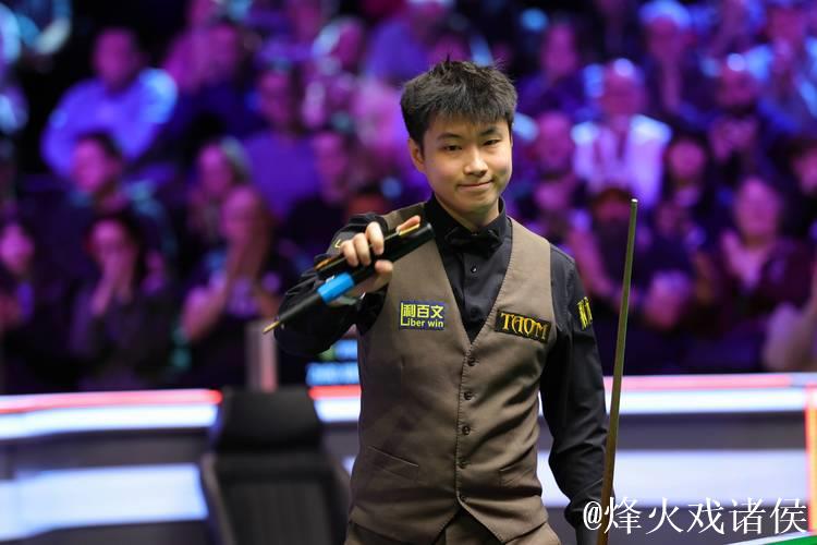 斯诺克英锦赛：赵心童6-1完胜龙泽煌 挺进16强